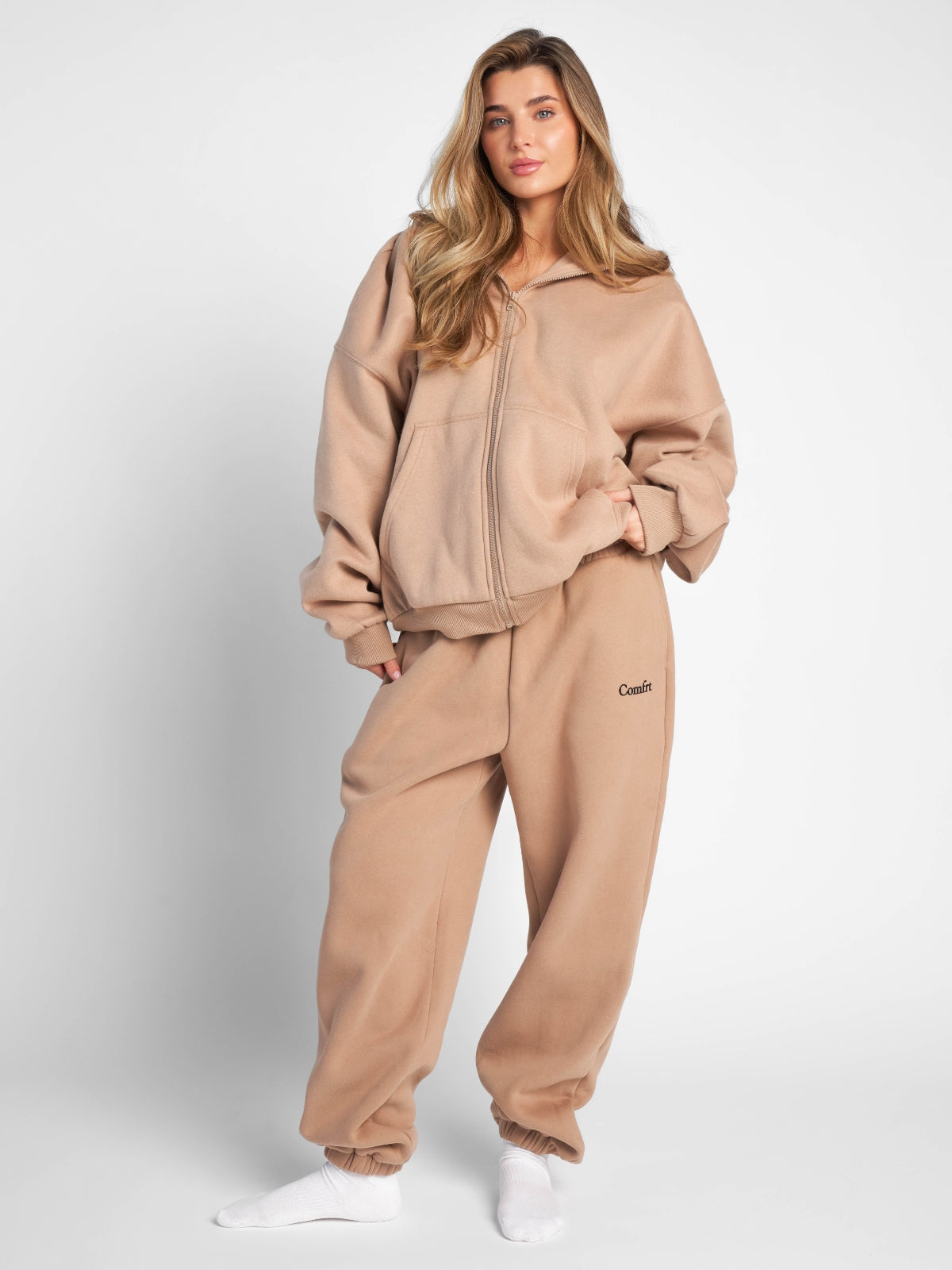Comfrt Cloud Zip Oversized Hoodie