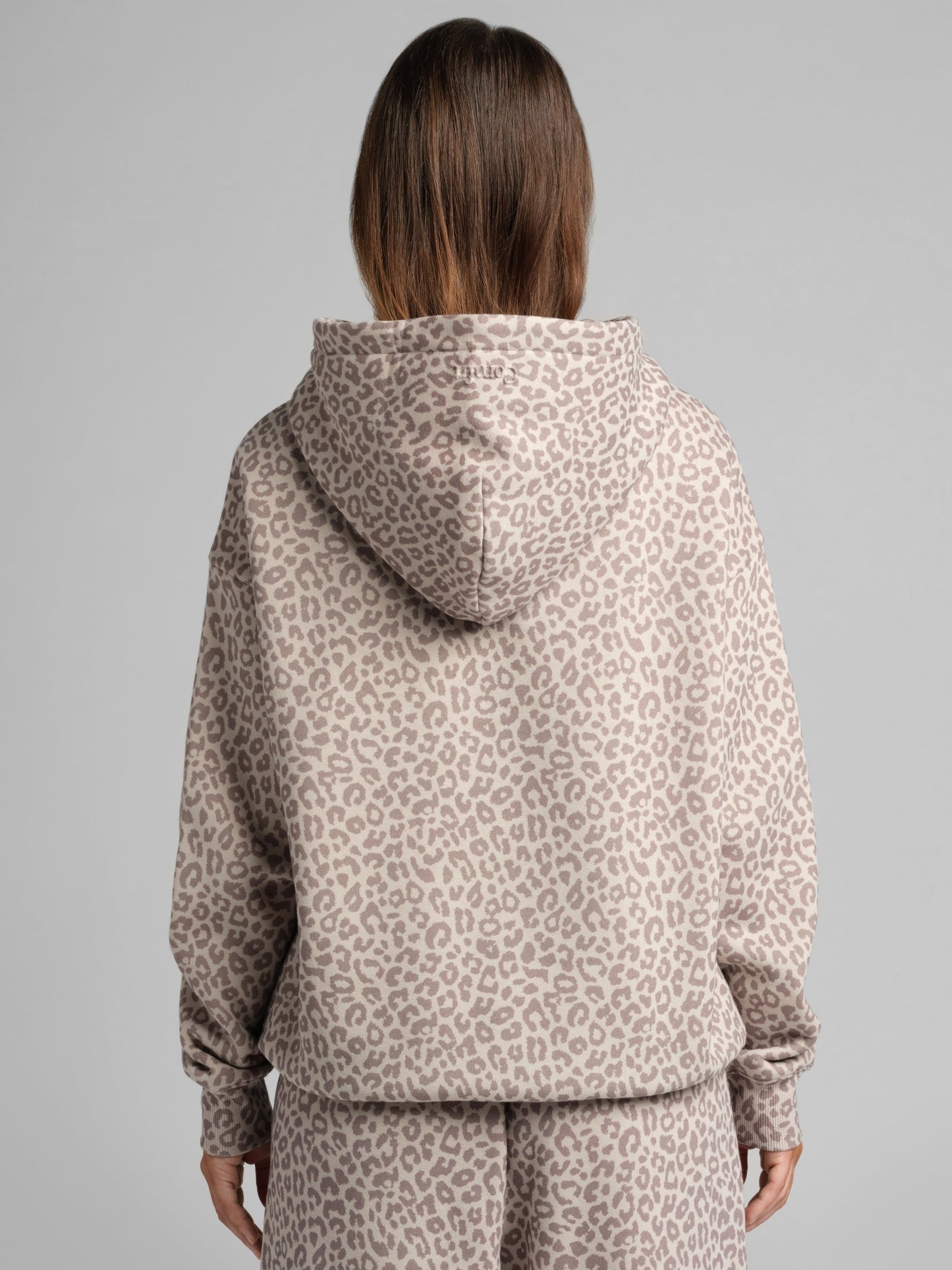 https://www.comfrt.com/products/crop-hoodie