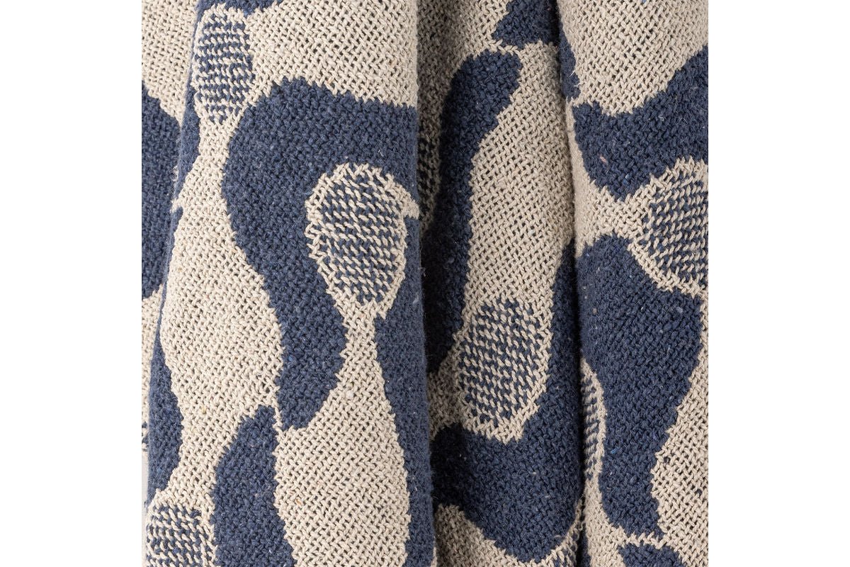 Luxusbetten24 Valea Überwurfdecke Recycelte Baumwolle Design 160x130 Blau