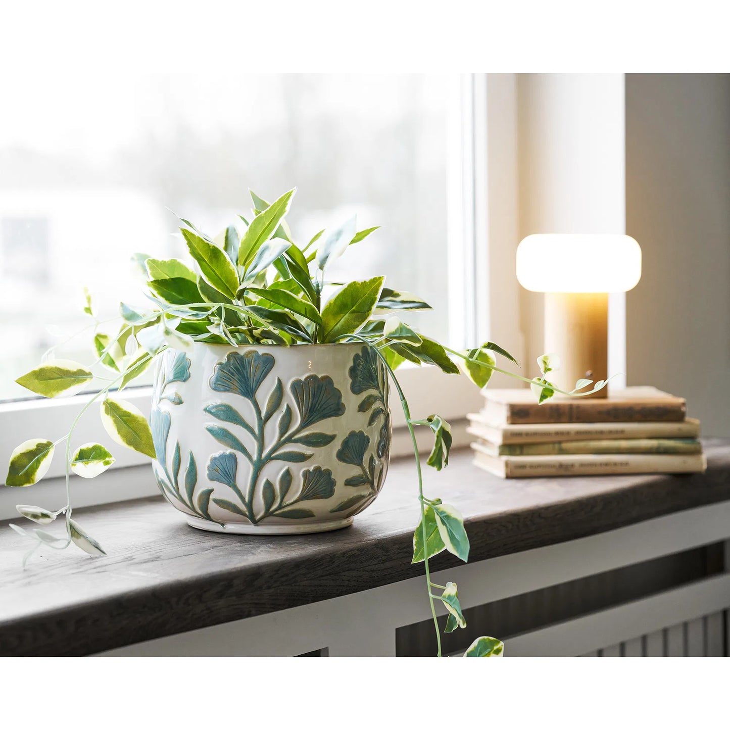 Luxusbetten24 Solvira Vase Keramik mit Blumenmotiv Weiß Blau