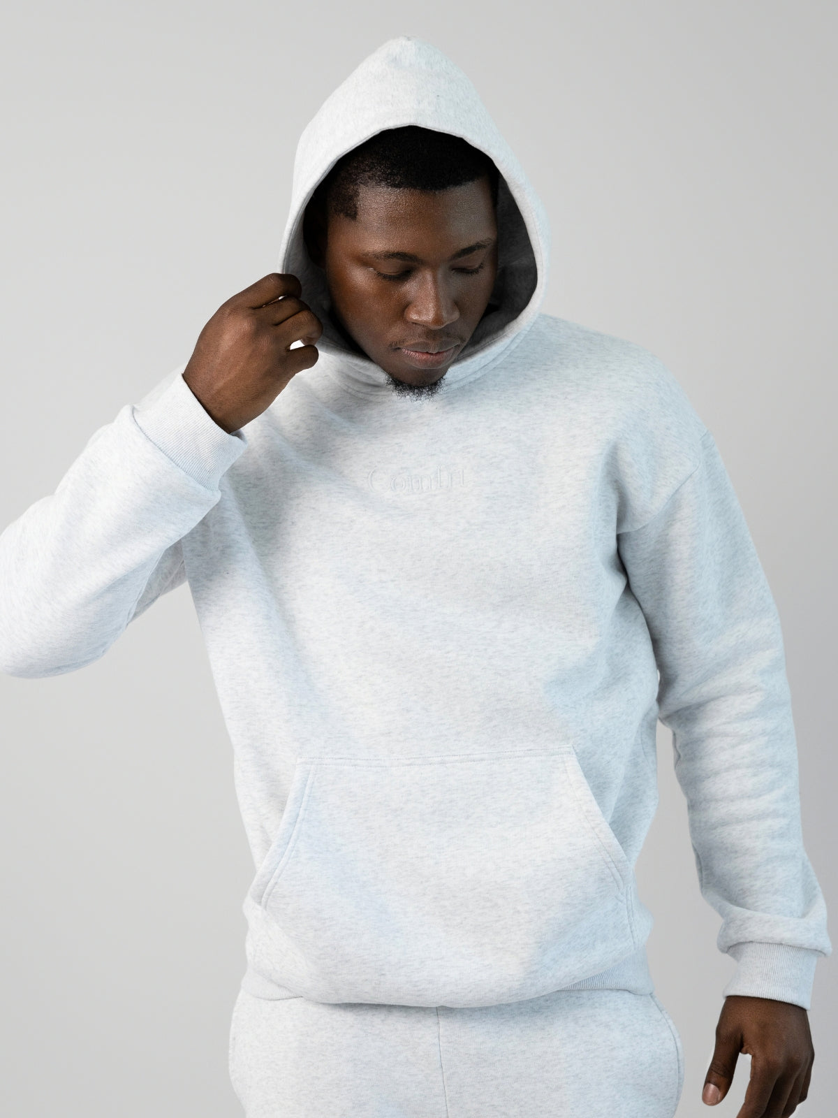 Signature Hoodie Unisex Oversized CloudTouch mit Kapuze und Kängurutasche