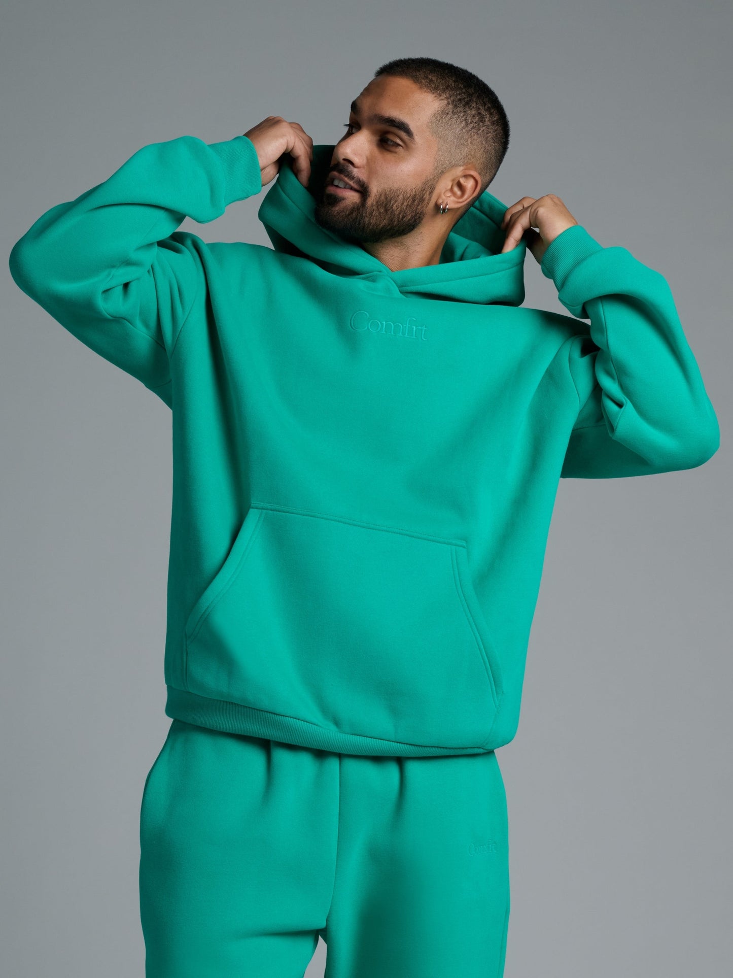 Signature Unisex Hoodie CloudTouch Heavyweight Oversized Soft Kängurutasche