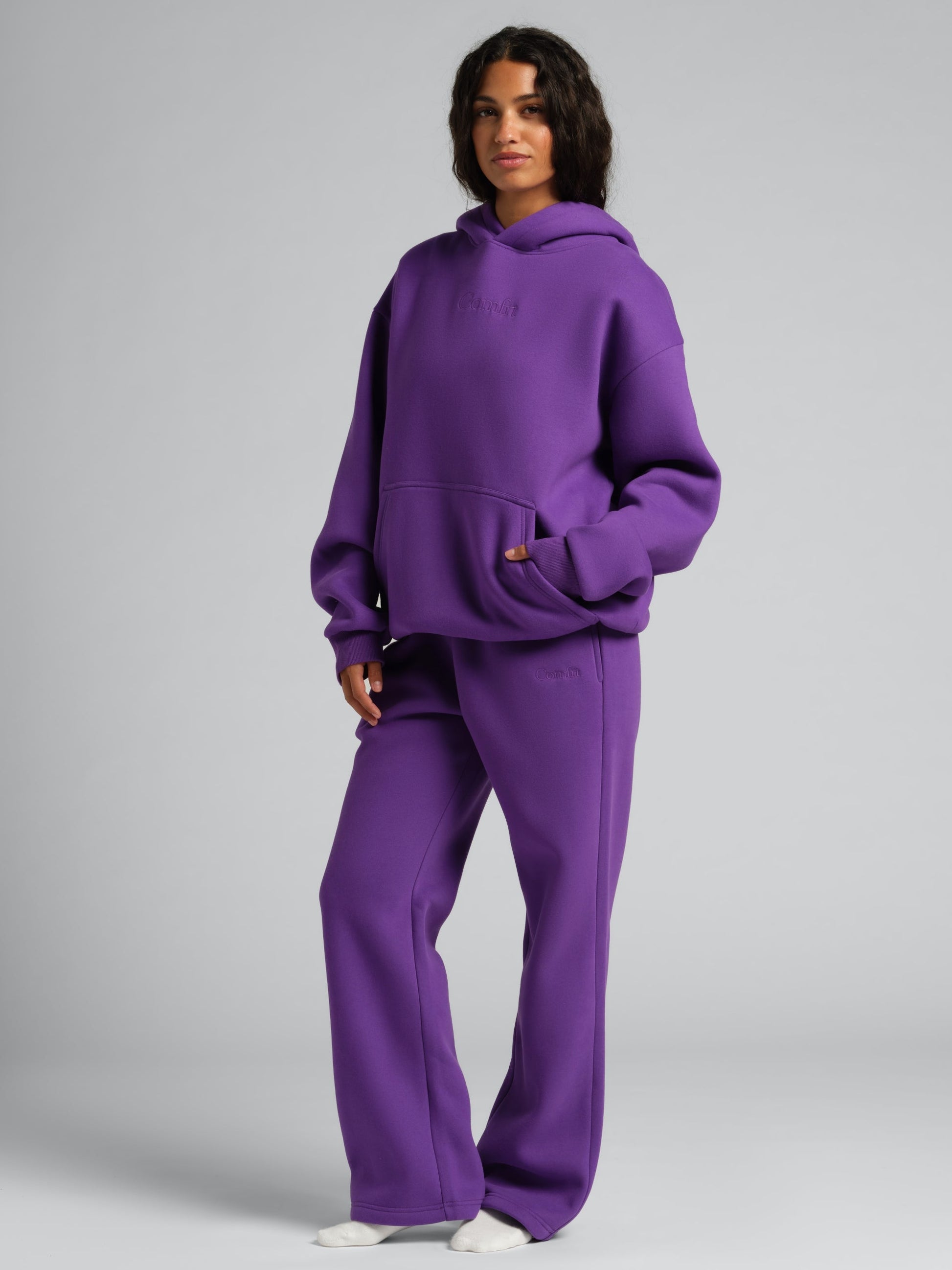 Signature Hoodie Unisex Oversized CloudTouch mit Kapuze und Kängurutasche