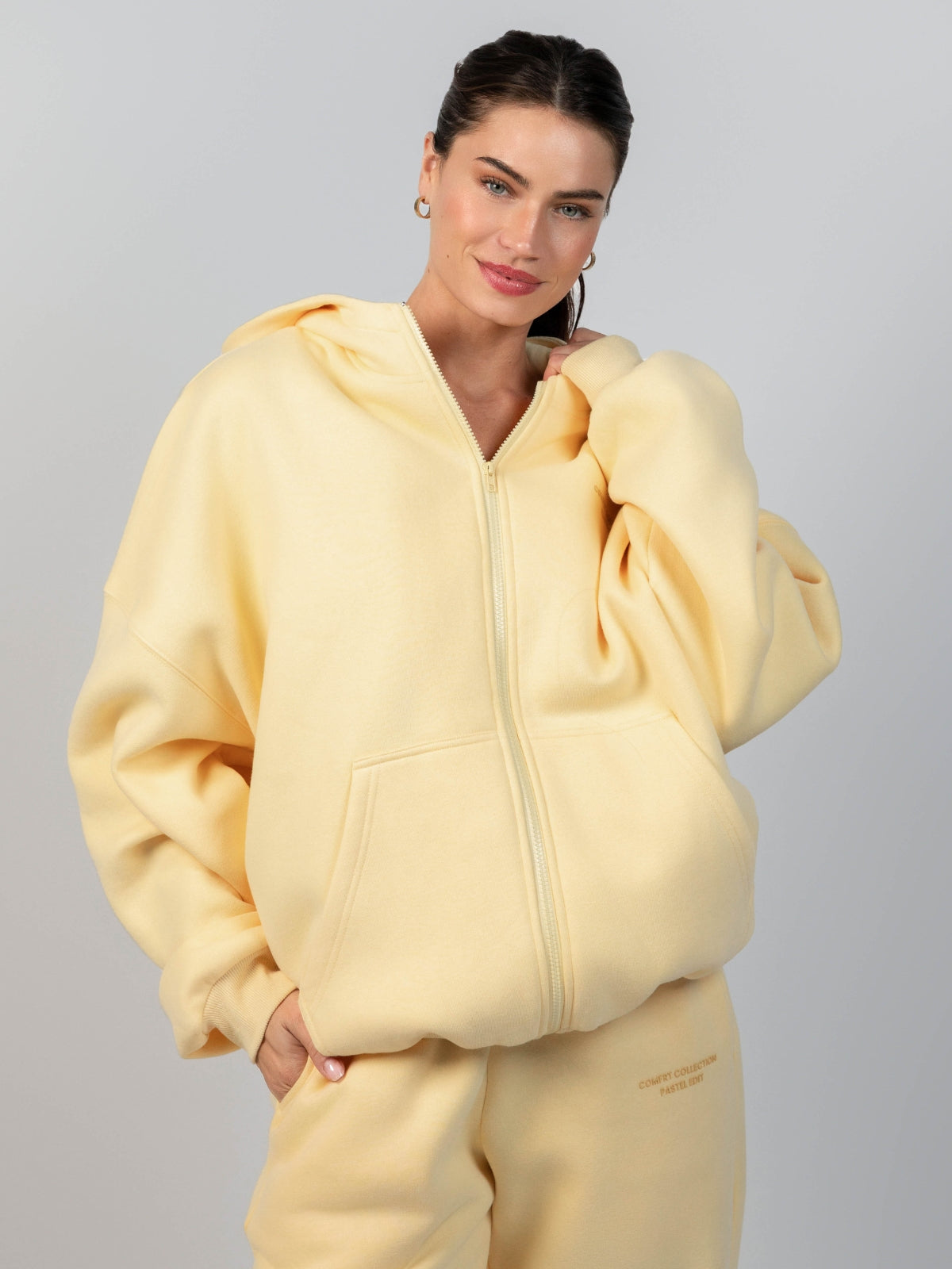 Comfrt Pastel Zip Hoodie CloudTouch Fleece