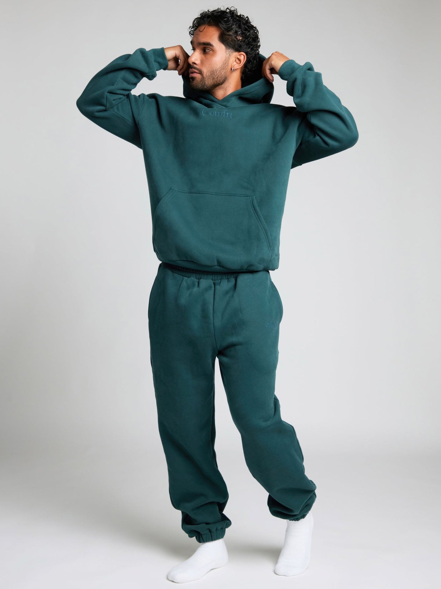 Signature Hoodie Unisex Oversized CloudTouch mit Kapuze und Kängurutasche