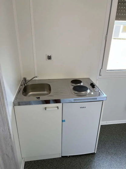 Conteneur Base De Vie Avec Cuisinette, WC Et Douche 6,00 x 2,43m