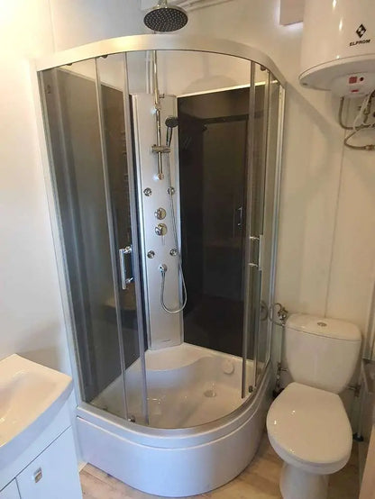 Tromsø Modulares Wohncontainer 3 × 8 m Komfortabler Wohnraum