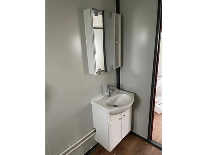 Kompakte Tiny House Basis Fixe 5,80 m × 2,00 m × 2,50 m, mit großer Wohnfläche