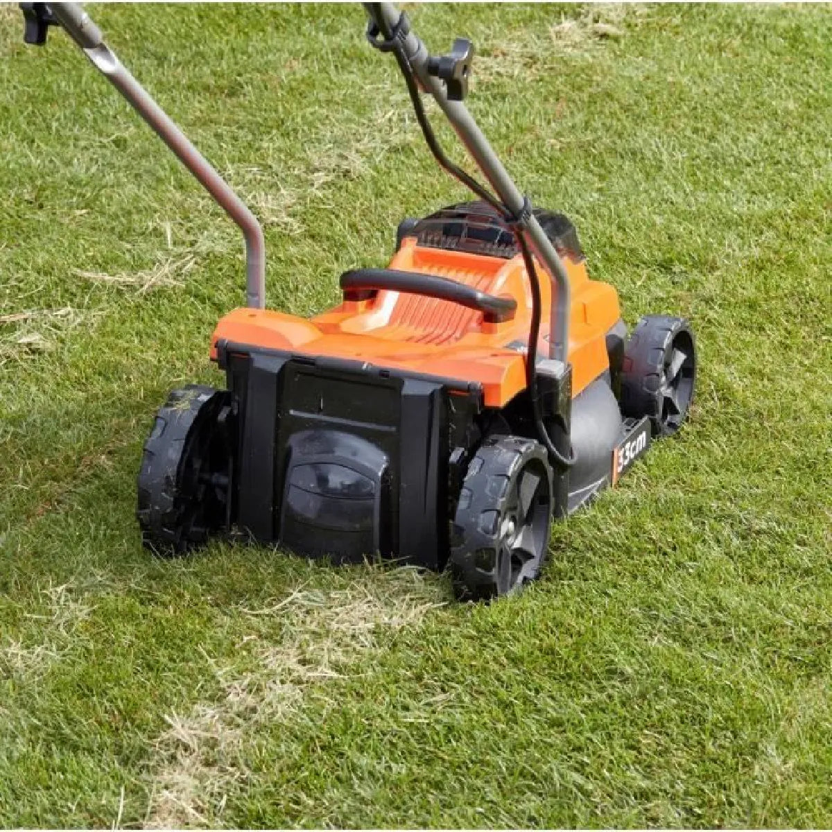 Black & Decker BLA5035048723241 Tondeadora Eléctrica Sin Cable 35 L