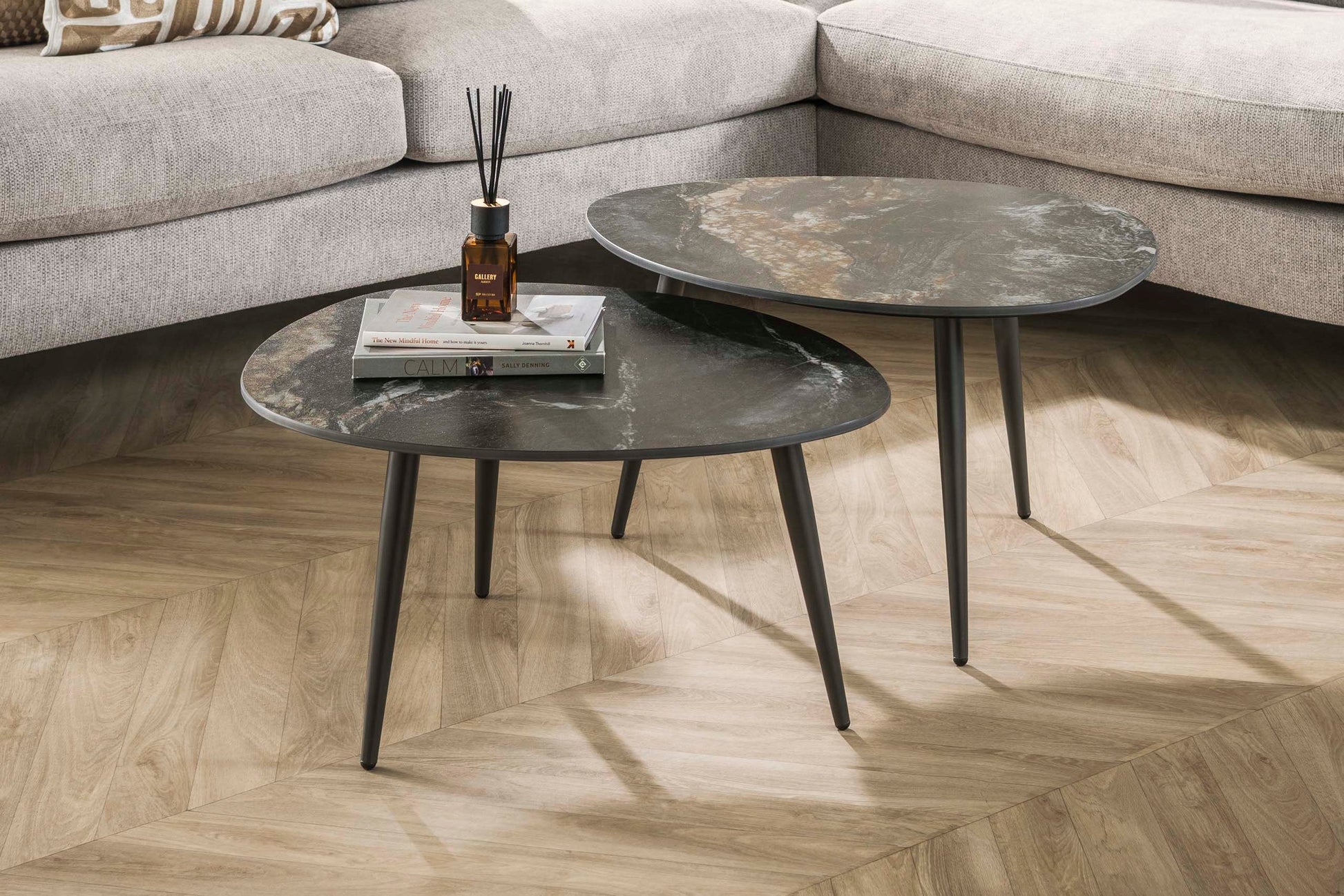 Luxusbetten24 Marvella Couchtisch 2er Set mit Keramikplatte Steinoptik