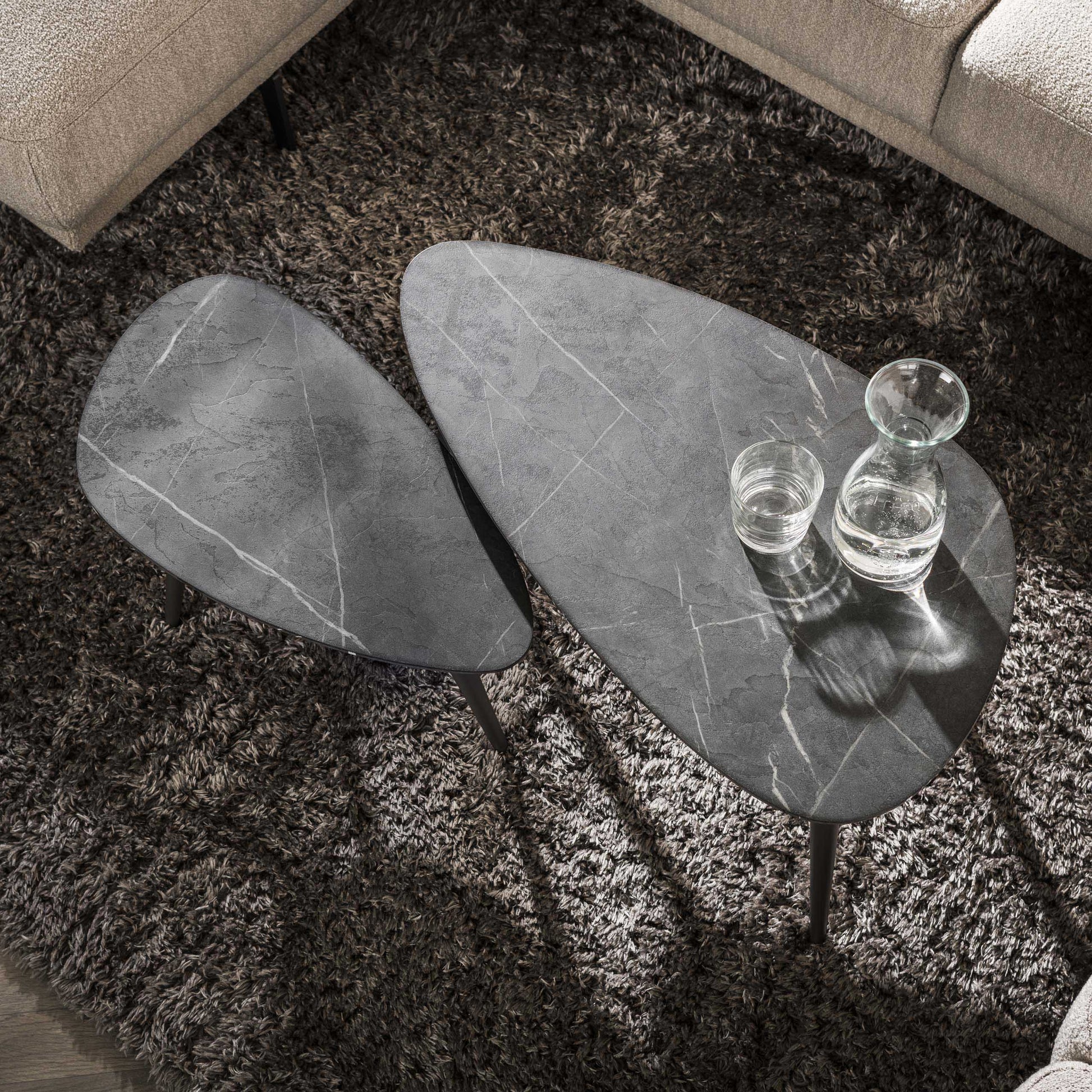 Luxusbetten24 Alvara Couchtisch 2er Set Melamin Keramikoptik mit Stahlgestell