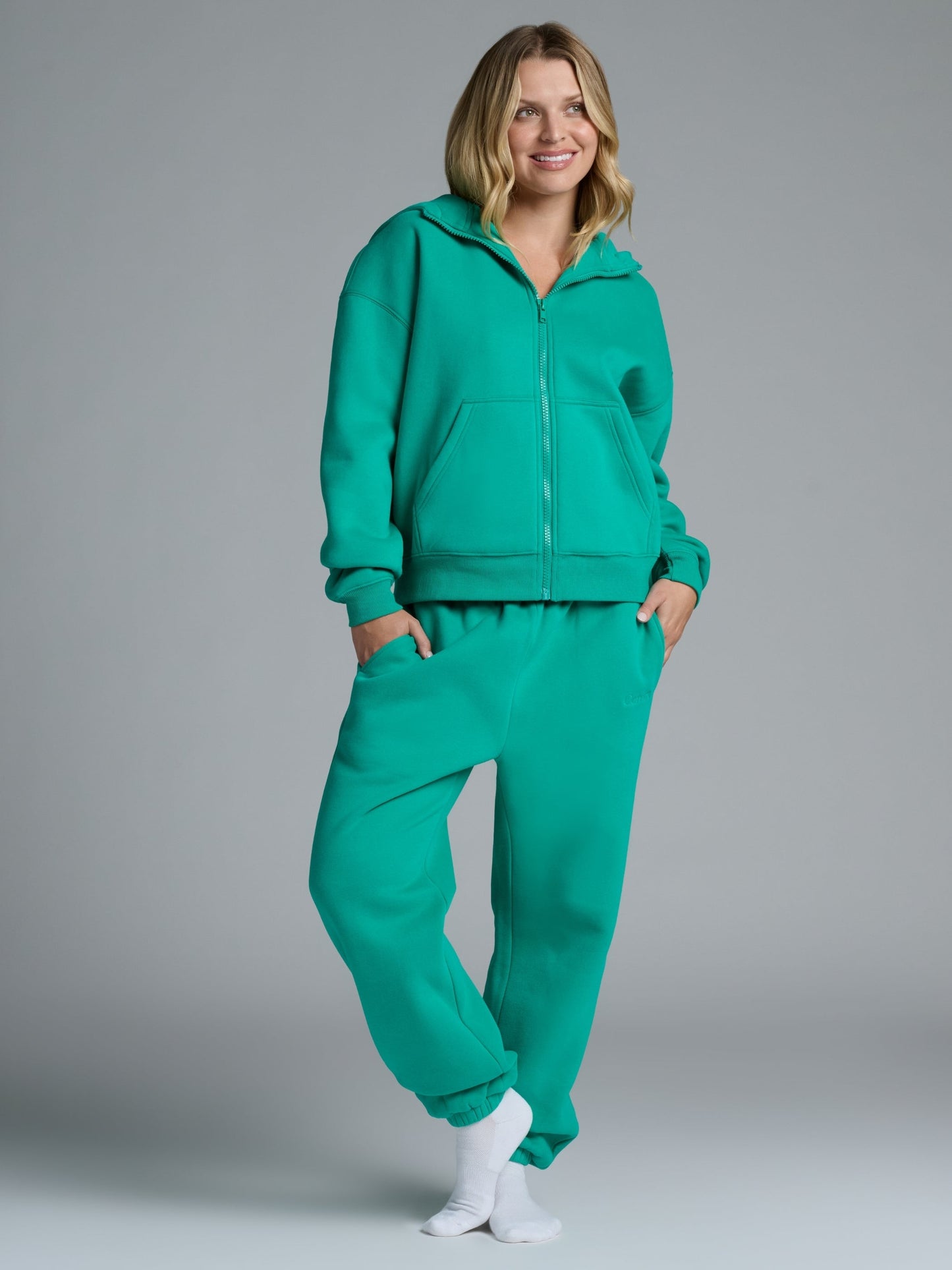 Comfrt Basic Crop Zip Hoodie CloudTouch