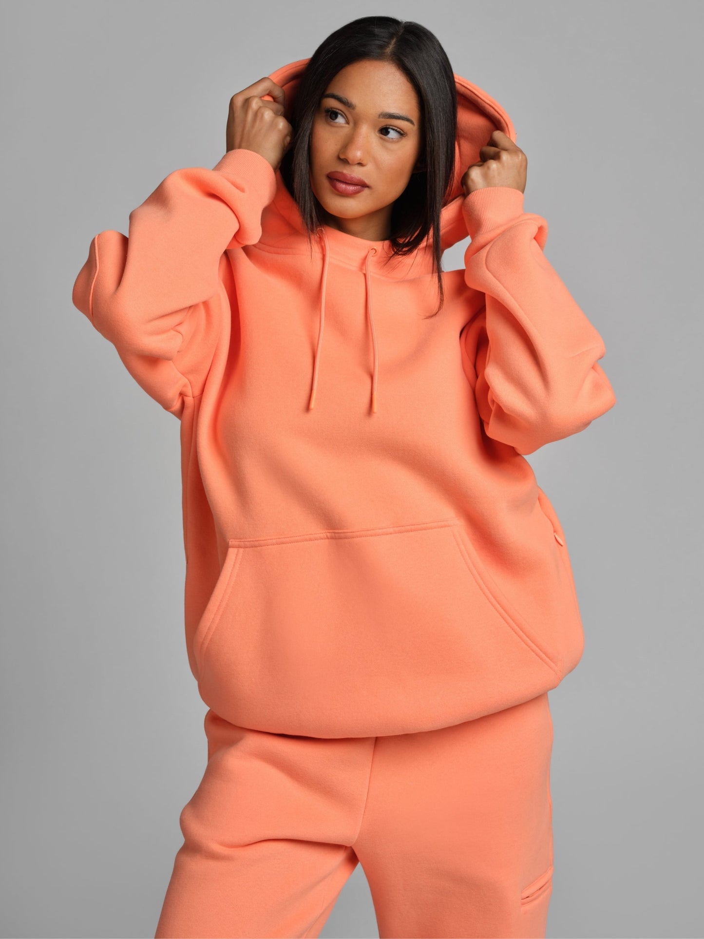 Comfrt Airplane Mode Travel Hoodie mit integrierter Augenmaske