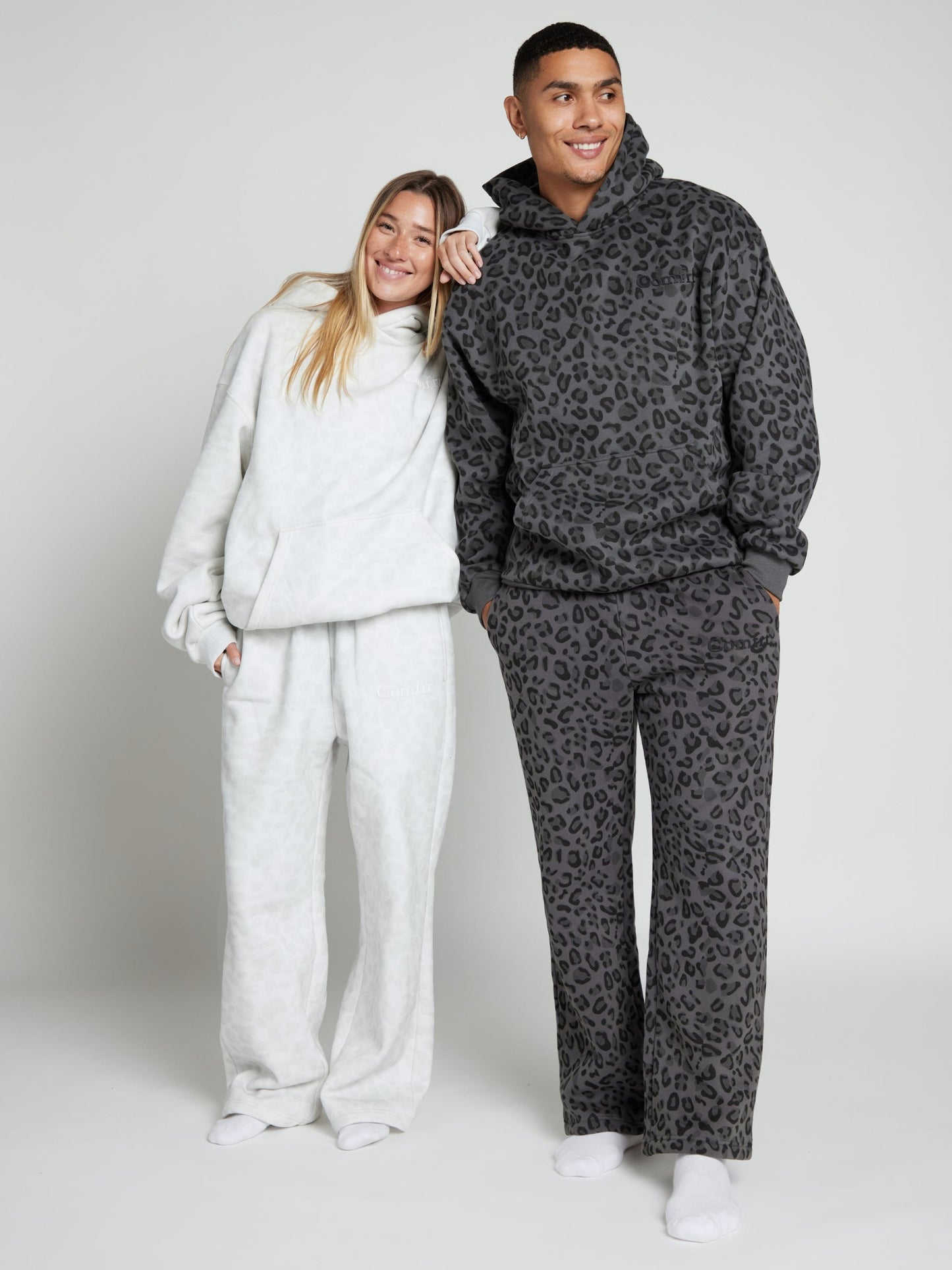 Comfrt Minimalist Hoodie Oversized Super Soft
