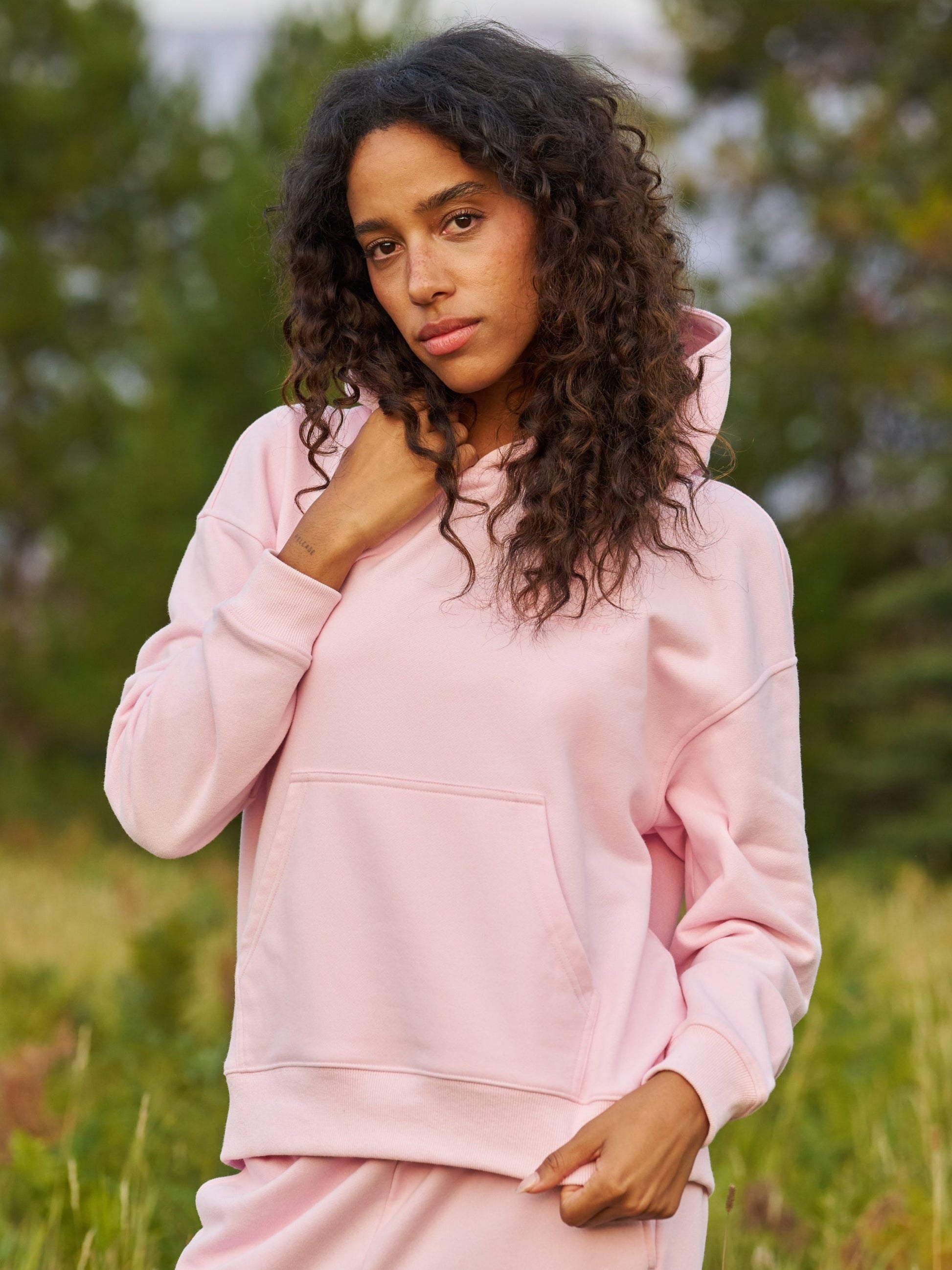 Comfrt Halo Leichtes Crop Hoodie Super Soft Baumwollmischung