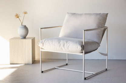 Luxusbetten24 Brika Stuhl, Modernes Beige mit Sitzkissen für Wohnzimmer