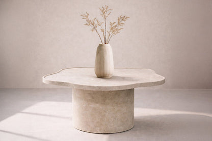 Luxusbetten24 Couchtisch Zai, Beige, Runde Form und Marmoroptik