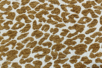 Luxusbetten24 Lareen Sessel aus Gummiholz mit Design-Bezug Gemustert