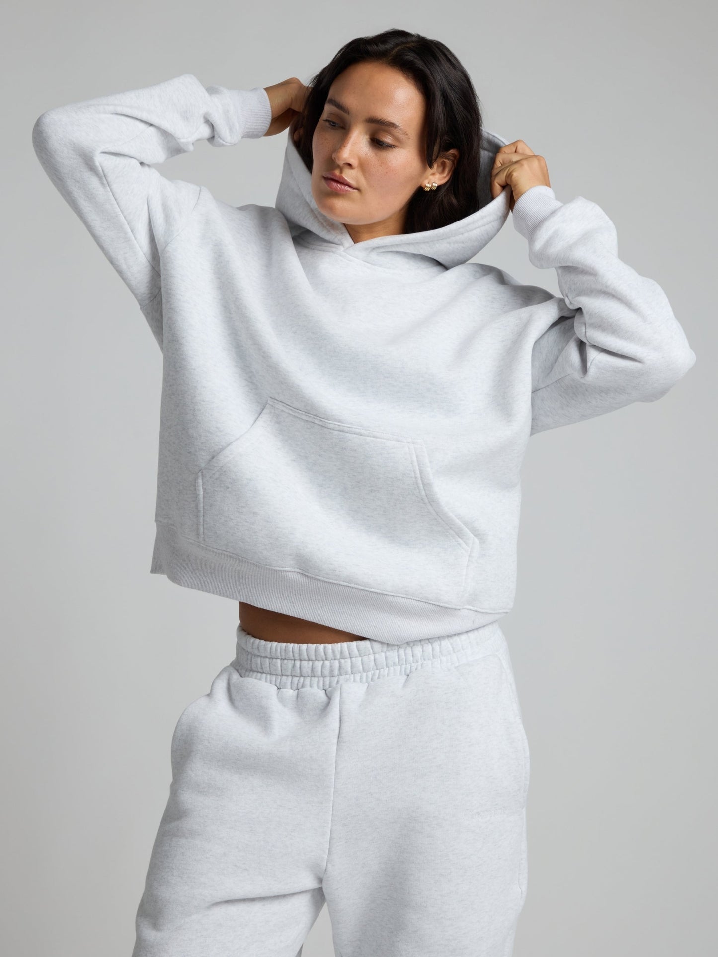https://www.comfrt.com/products/crop-hoodie