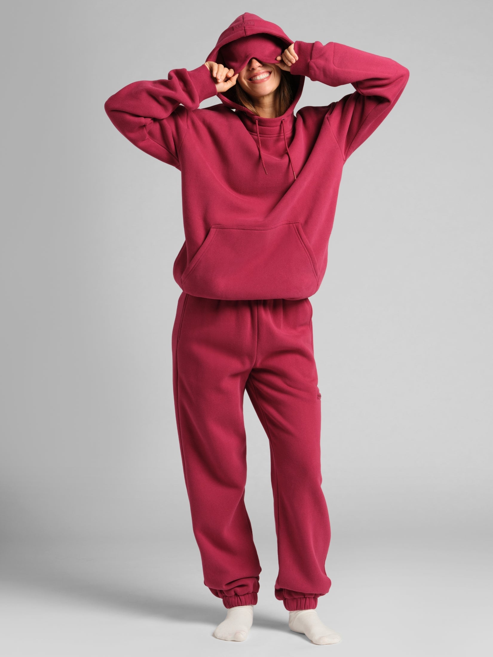 Comfrt Airplane Mode Travel Hoodie mit integrierter Augenmaske
