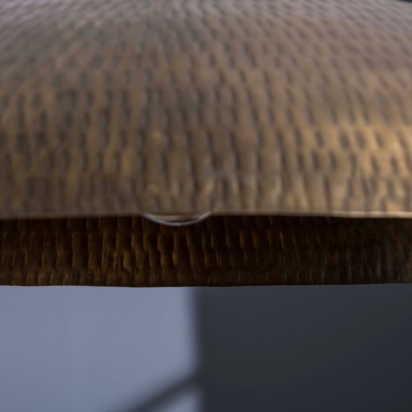 Luxusbetten24 Lykos Pendelleuchte Antikbronze Metall Design Wohnzimmer Modell