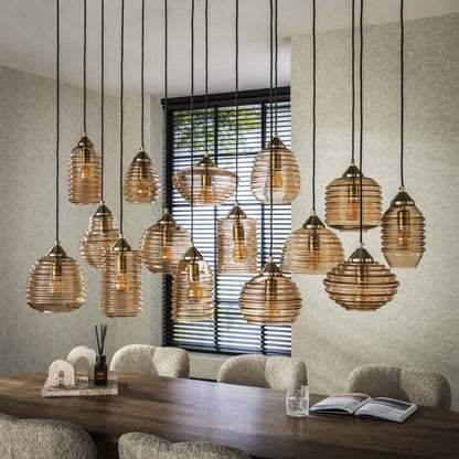 Luxusbetten24 Solaro Pendelleuchte Rib‑Glass Design mit 15 Leuchten Bernstein