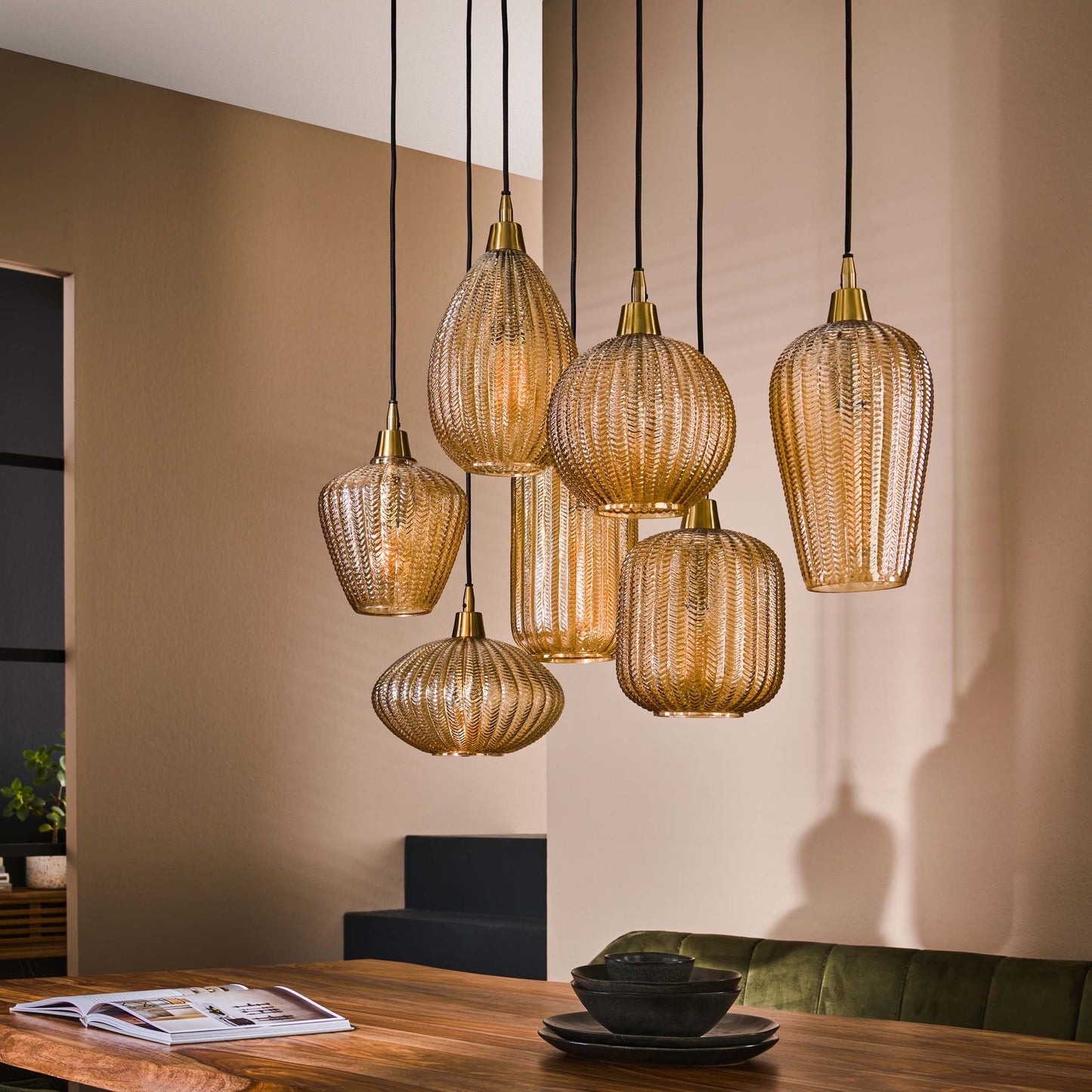 Luxusbetten24 Pendelleuchte Lumina Handgefertigte Lampenschirme Aus Glas Amberfarben