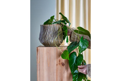 Blumentopf Terraea – Braunes Steingut