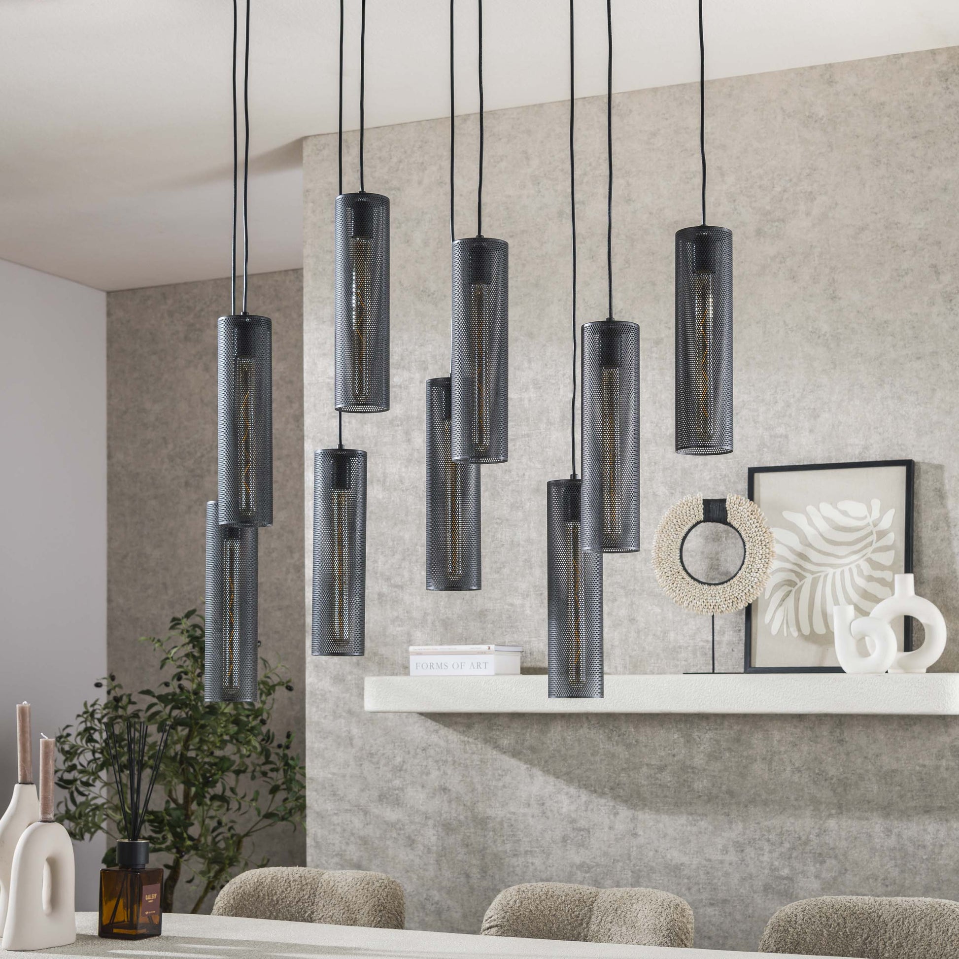 Pendelleuchte „Marcella“ – Mit 9 Leuchten in Edlem Schwarzen Tube-Mesh-Design
