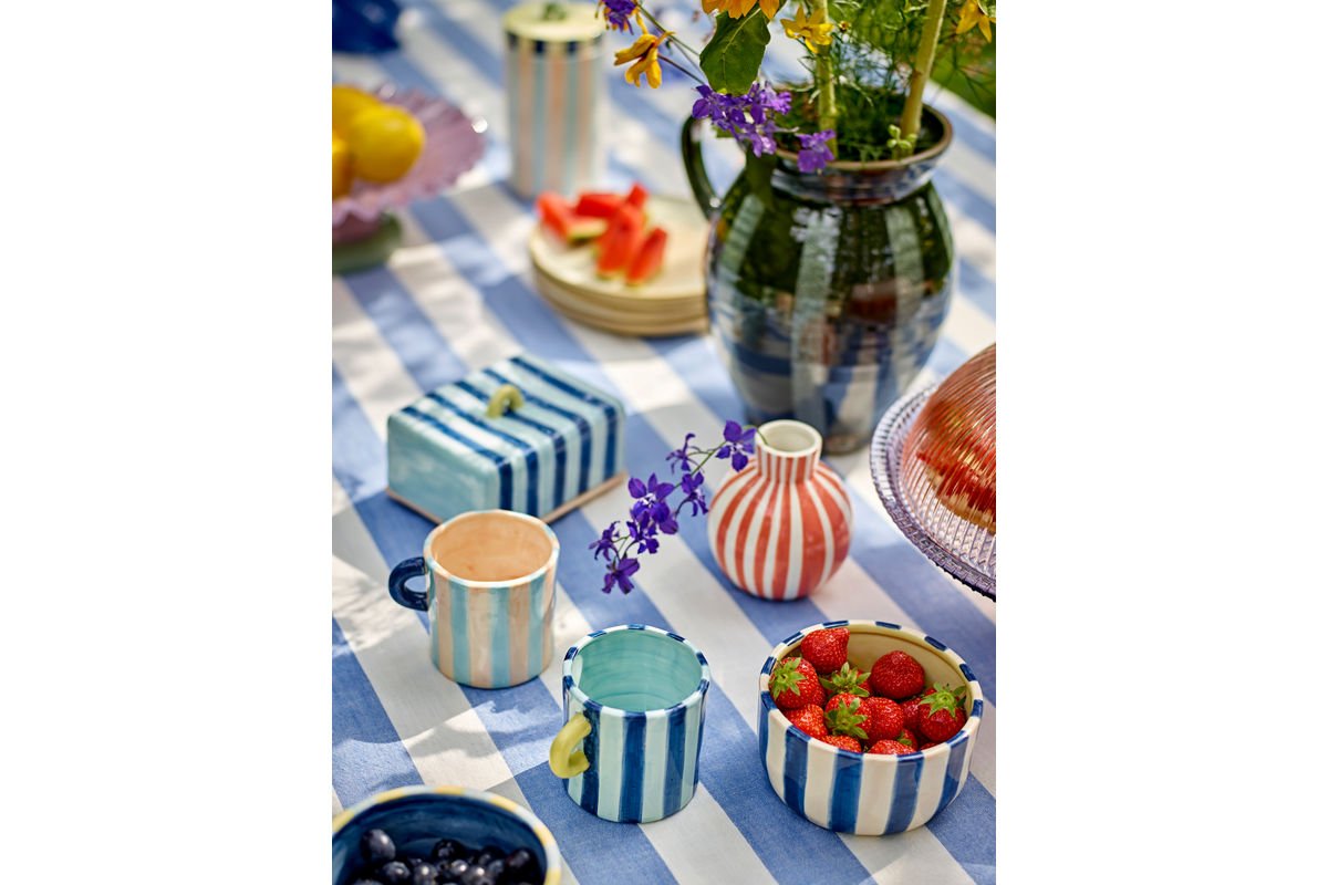 Luxusbetten24 Butterdose Eleni Handbemalt Streifendesign Glänzende Glasur Bunt