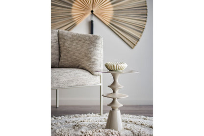 Luxusbetten24 Avero Beistelltisch Skulpturales Design Hellbeigeton