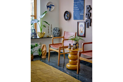 Luxusbetten24 Becca Beistelltisch Skulpturales Glänzendes Modernes Design Gelb