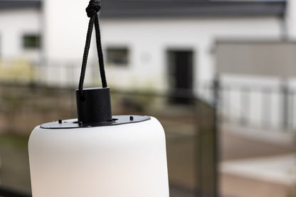 Outdoor-Pendelleuchte Ilona – Weiß, Stahl, für Terrasse, Balkon, Garten