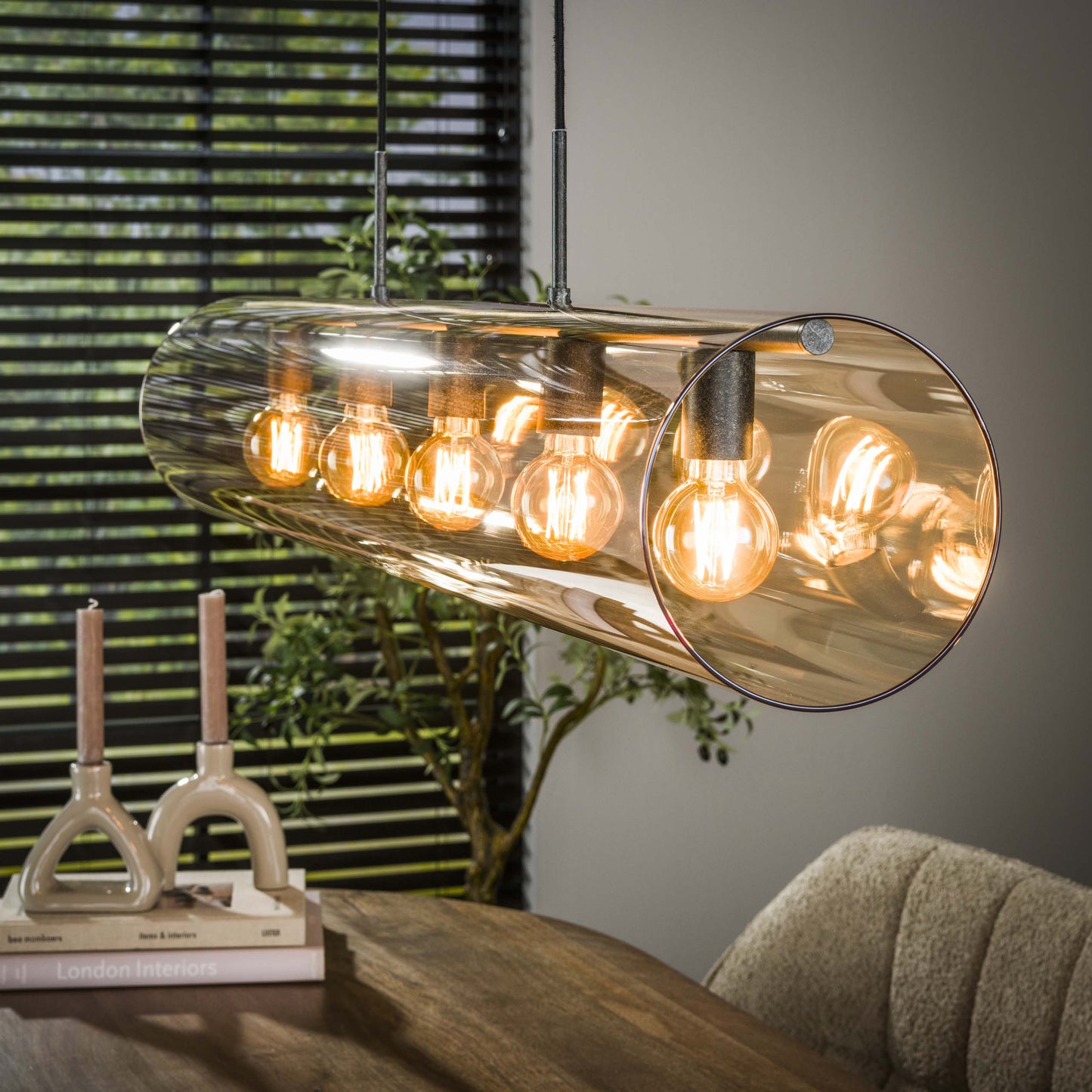 Pendelleuchte Solvira – Mit 5 Leuchten In Horizontalem Tube‑Amberglass Design