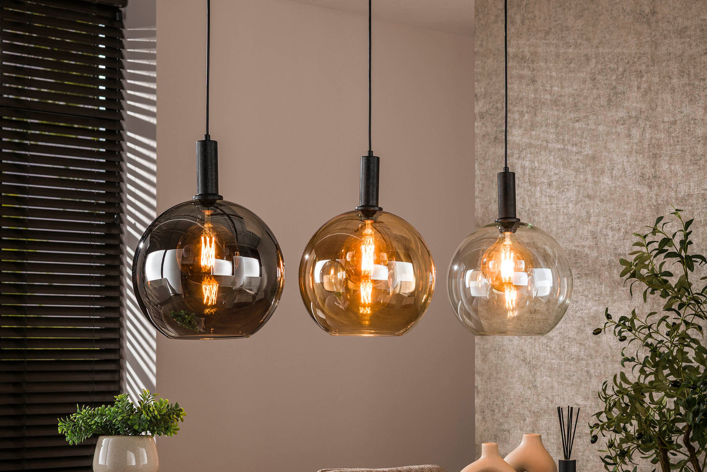 Seralis Pendelleuchte – 3 Glas-Schirme Chrom, Bernstein, Transparent