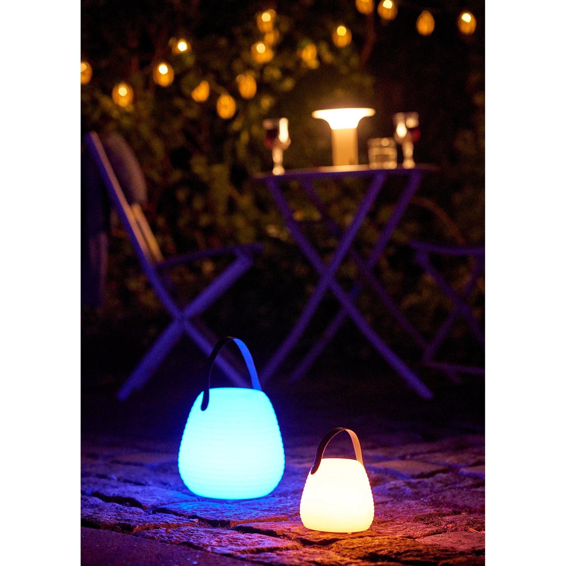 Luxusbetten24 Eldora Gartenlampe mit Halteband, Farb‑LED, Weiß
