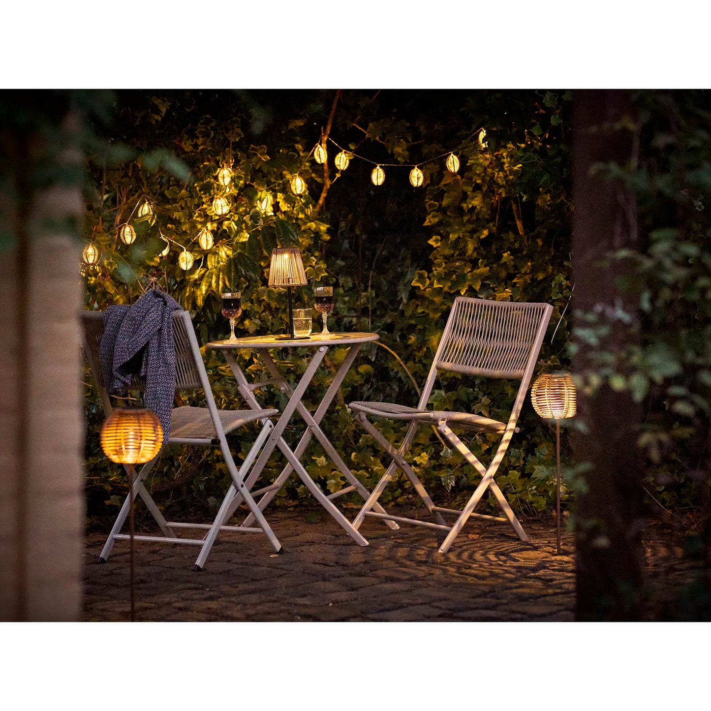 Garten Solarlampe Elmara – Wetterfeste Solarleuchte für Balkon & Outdoor