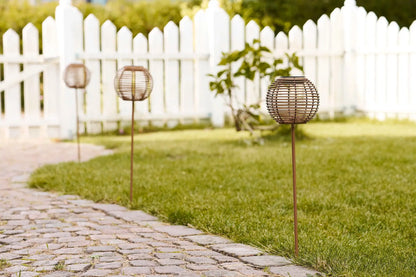 Garten Solarlampe Elmara – Wetterfeste Solarleuchte für Balkon & Outdoor