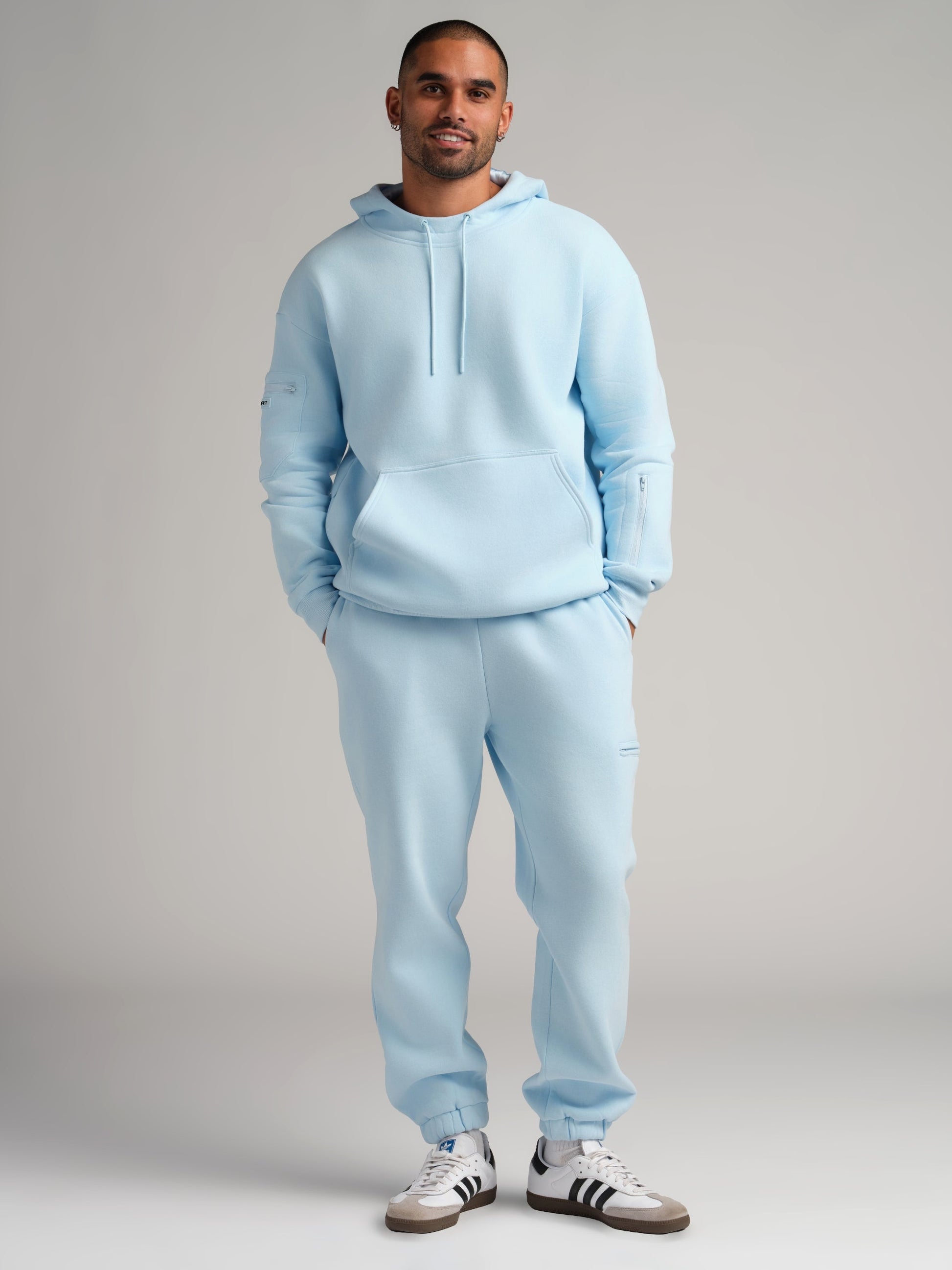 Comfrt VIP Airplane Mode Ultraweicher Reisekapuzenpullover Silk-Linie Babyblau