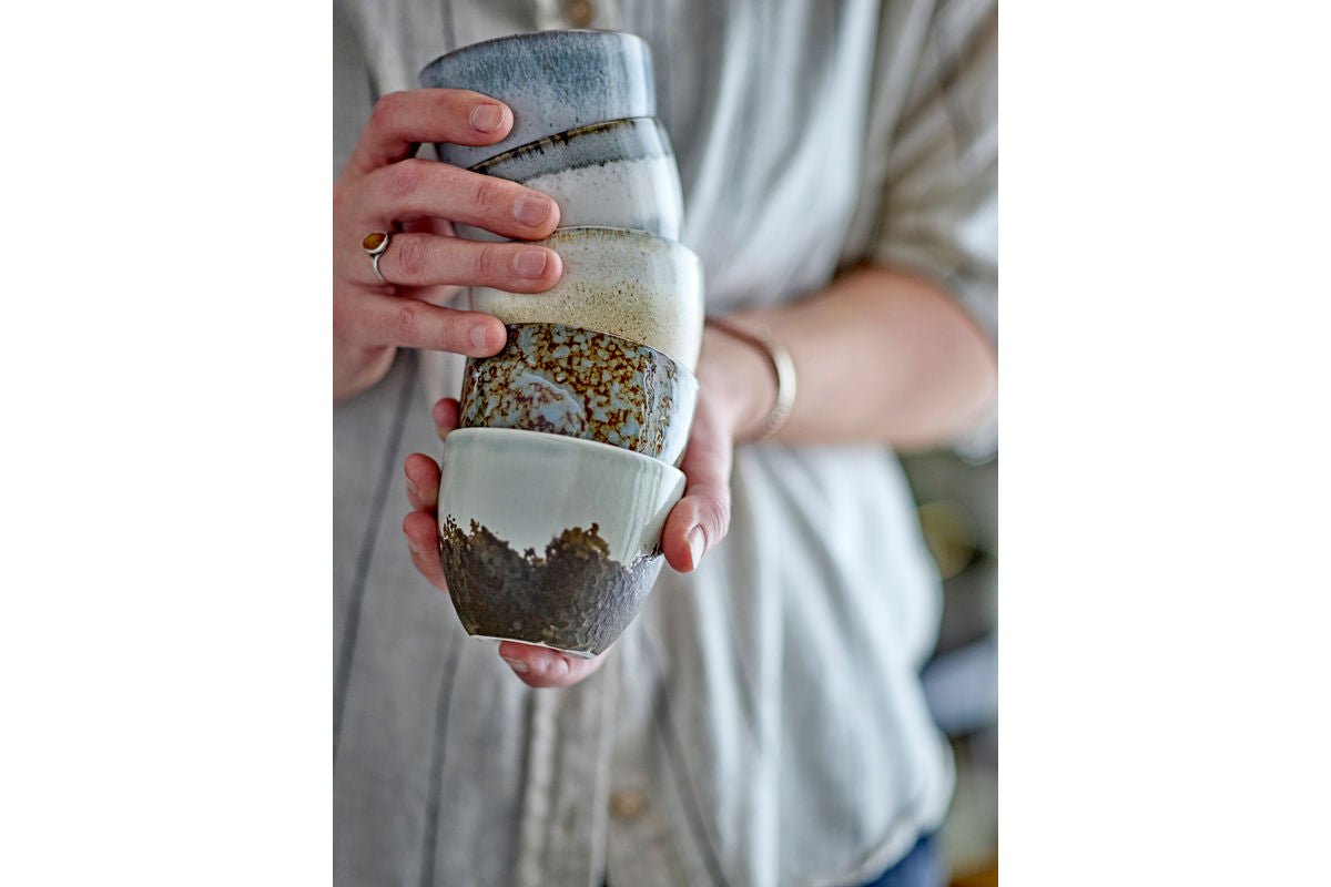 Luxusbetten24 Avelin Tasse Aus Steingut Ohne Henkel, Mehrfarbig