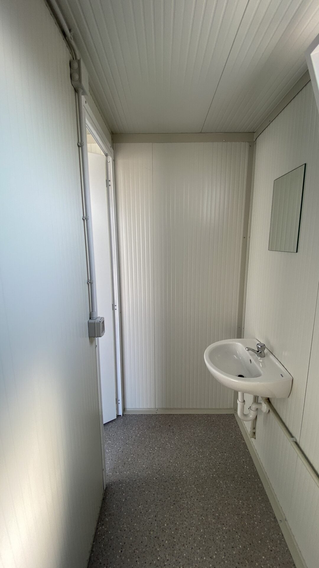 G2 Modulbox 5 m mit WC und Waschbecken