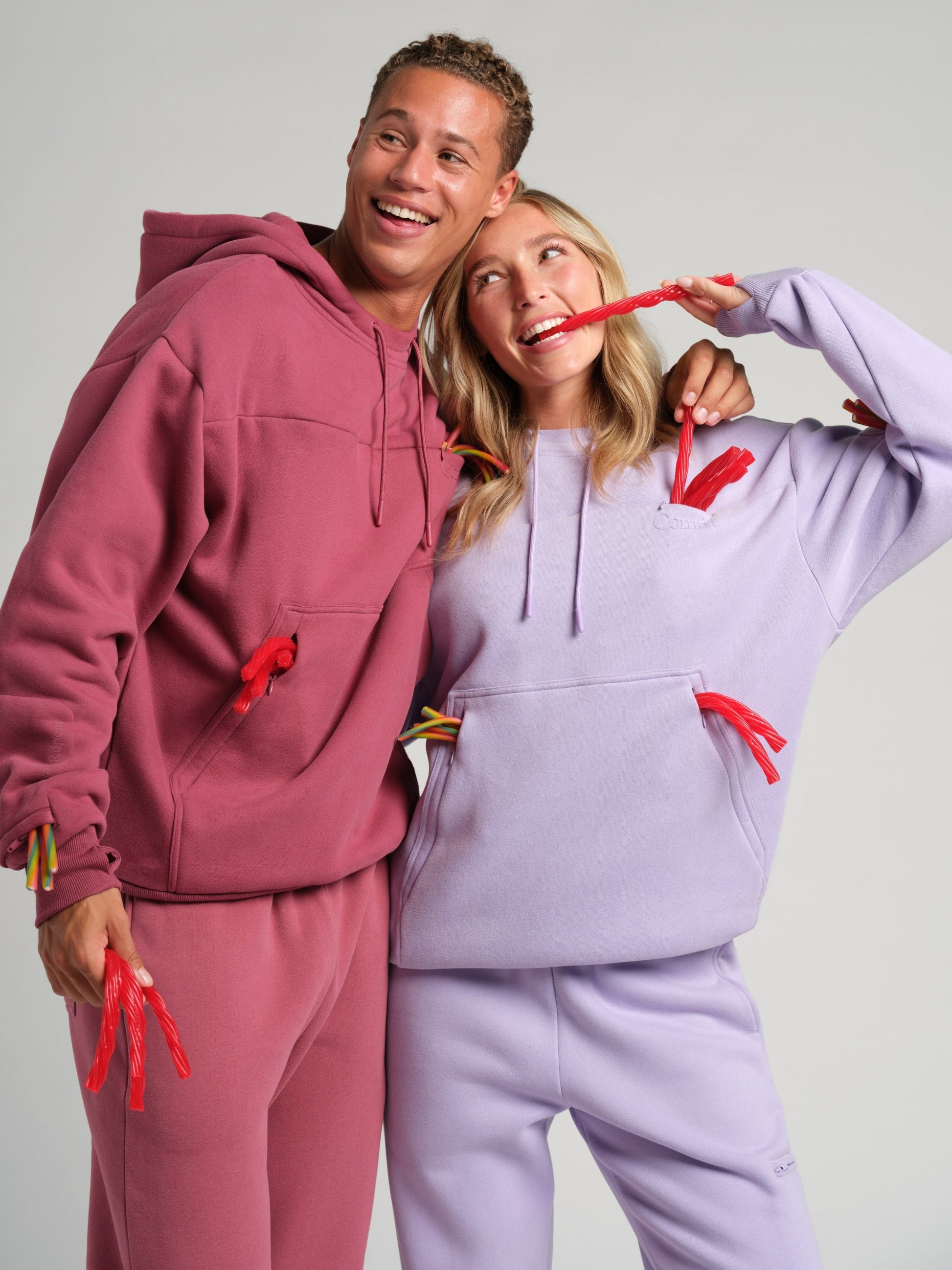 Comfrt Snak™ Hoodie Heavyweight Fleece with 6 Snack Pockets