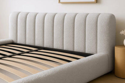 Luxusbetten24 Designer Selene Bouclé Polsterbett 120x200 Beige mit Stauraum