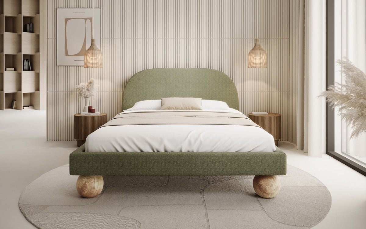 Luxusbetten24 Milo Designer Polsterbett Bouclé mit runden Holzfüßen