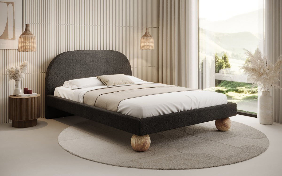 Luxusbetten24 Milo Designer Polsterbett Bouclé mit runden Holzfüßen