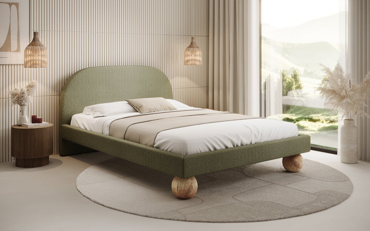 Luxusbetten24 Milo Designer Polsterbett Bouclé mit runden Holzfüßen