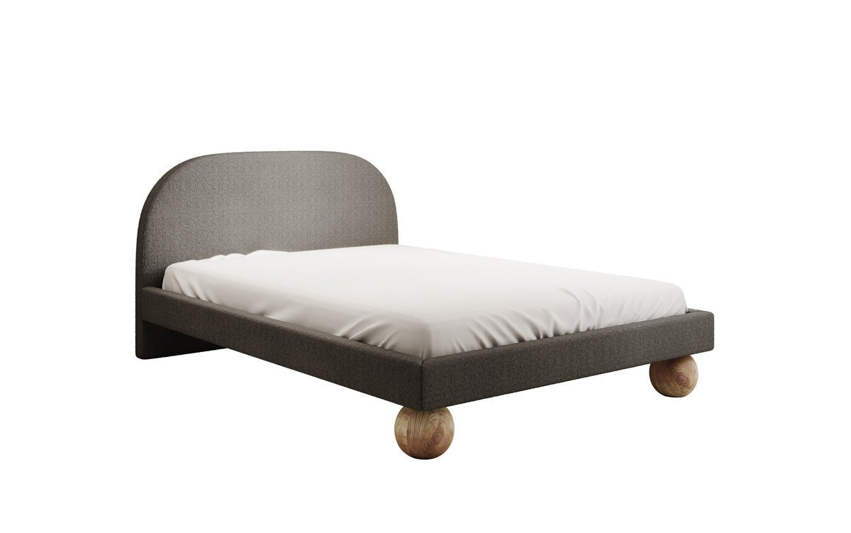 Luxusbetten24 Milo Designer Polsterbett Bouclé mit runden Holzfüßen