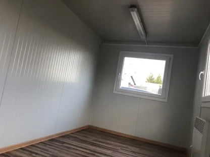 Modularer Büro‑und Wohncontainer 4,5 M × 2,2 M Mit Robustem Stahlrahmen