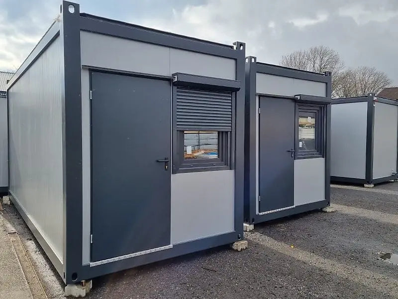 Standard Bürocontainer 6058×2438 mm – Stahlrahmen, Sandwichpaneele, inkl. Tür