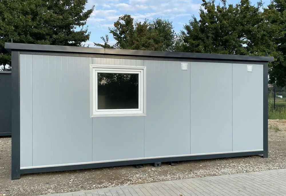 Conteneur bureau 6,00 x 2,40m avec WC, douche et cuisinette